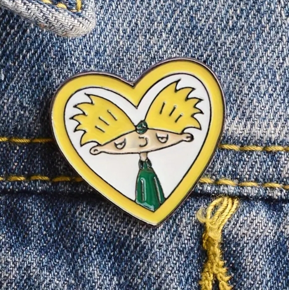 NEW Hey Arnold Nickelodeon Heart Shaped Helga's Crush Enamel Pin - Picture 1 of 3